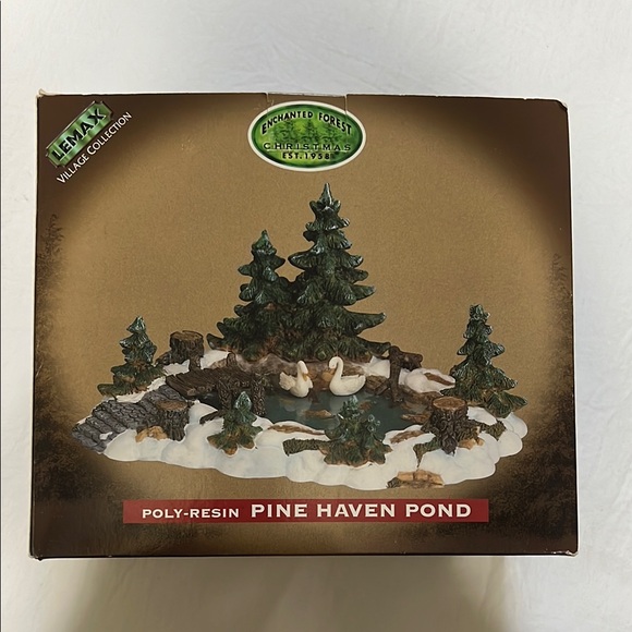 Lemax Pine Haven Pond Retired - Picture 6 of 6